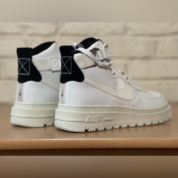 Nike Air Force 1 High UT 2.0 Summit White Black Women 11/Men 9.5 AF1 DC3584-100 - Picture 10 of 10